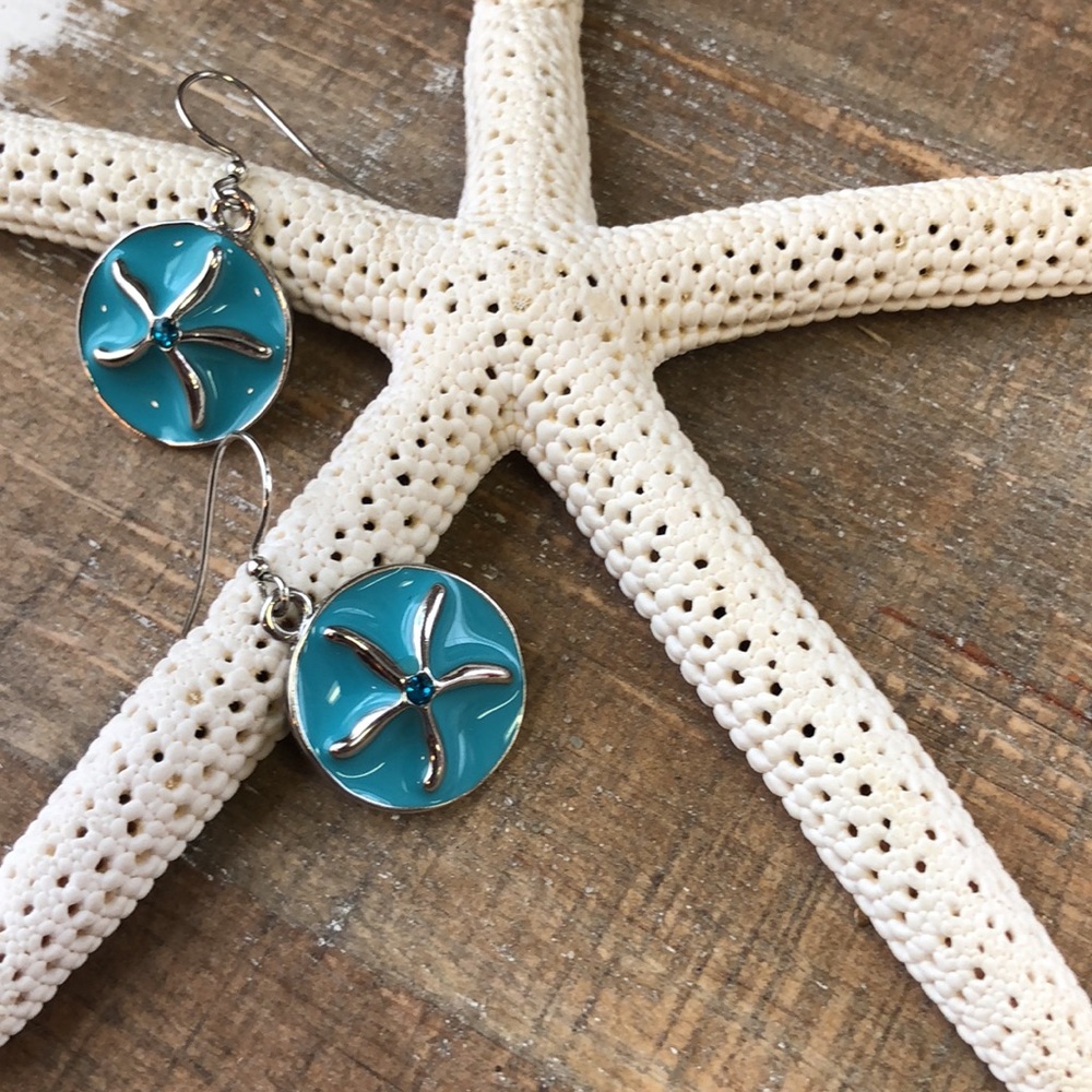 Round Starfish Earrings